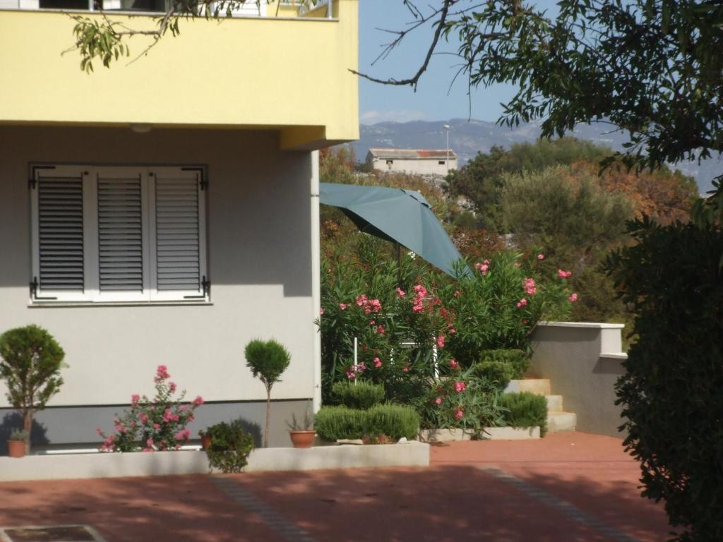 Apartments Diva Novalja Exterior foto